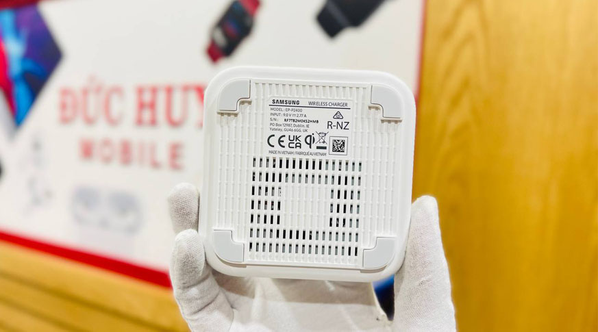 Đế Sạc Không Dây 15W Samsung [EP-P2400] Chính Hãng