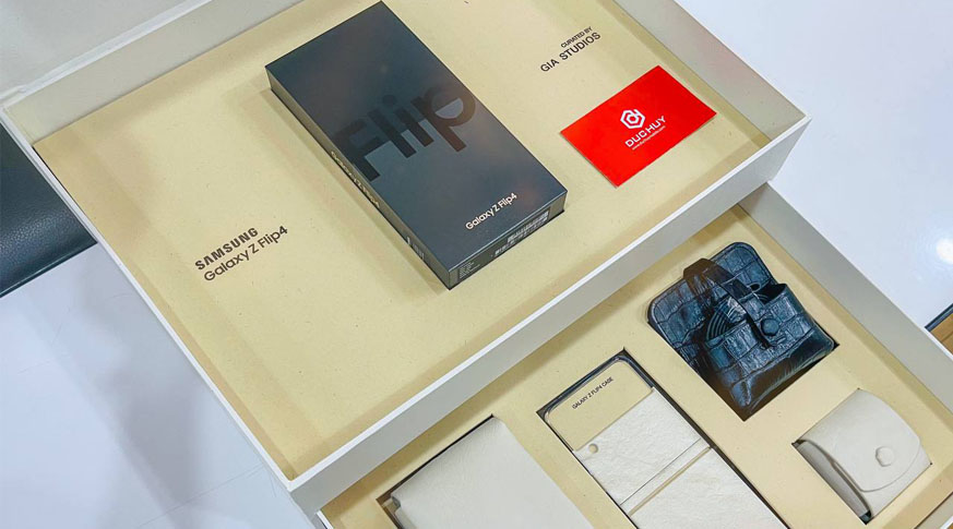 Samsung Galaxy Z Flip4 5G (8GB | 256GB) Flex Mode Collection Chính Hãng