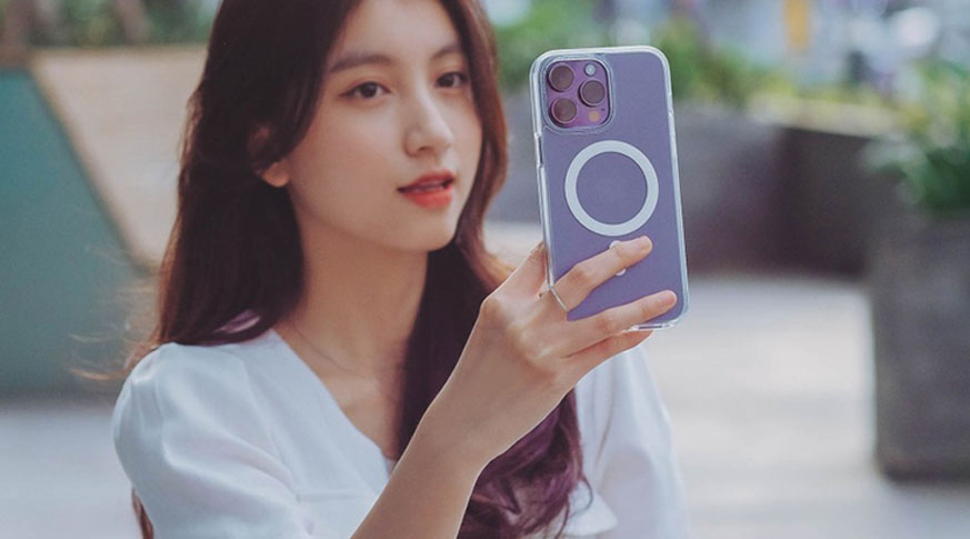 Ốp lưng iPhone 14 Pro Max Clear Case with MagSafe Chính Hãng