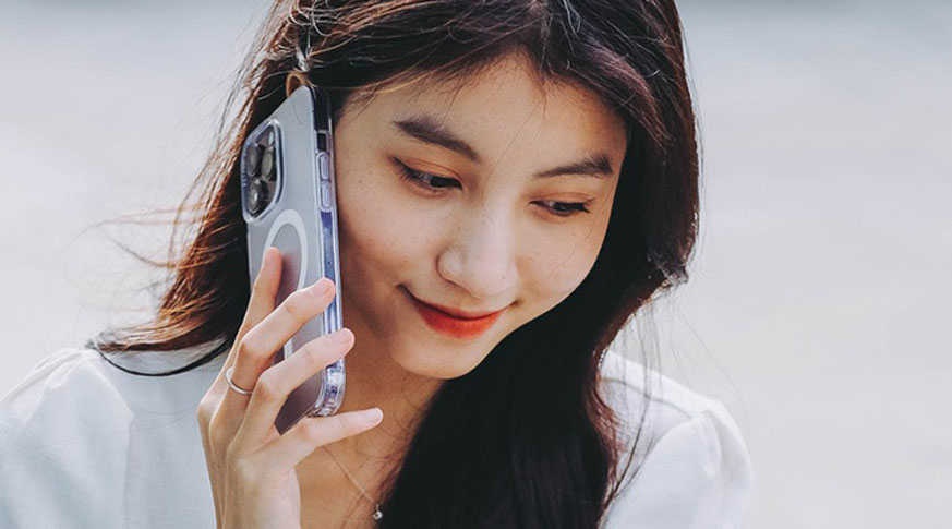 Ốp lưng iPhone 14 Pro Max Clear Case with MagSafe Chính Hãng