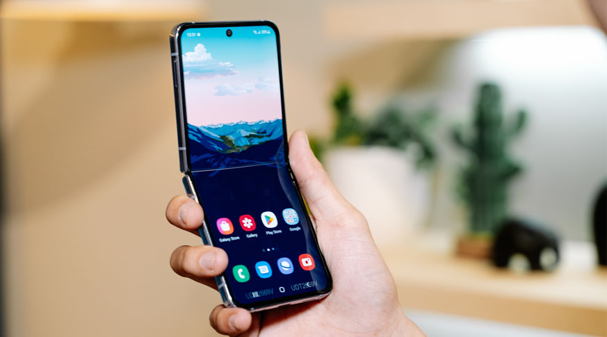 Samsung Galaxy Z Flip4 5G (8GB | 256GB) Chính Hãng Trôi Bảo Hành