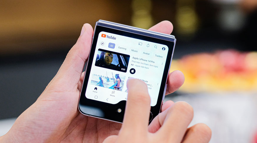 Samsung Galaxy Z Flip5 5G (8GB | 256GB) Chính Hãng