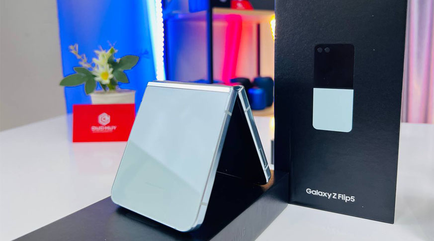Samsung Galaxy Z Flip5 5G (8GB | 256GB) Chính Hãng