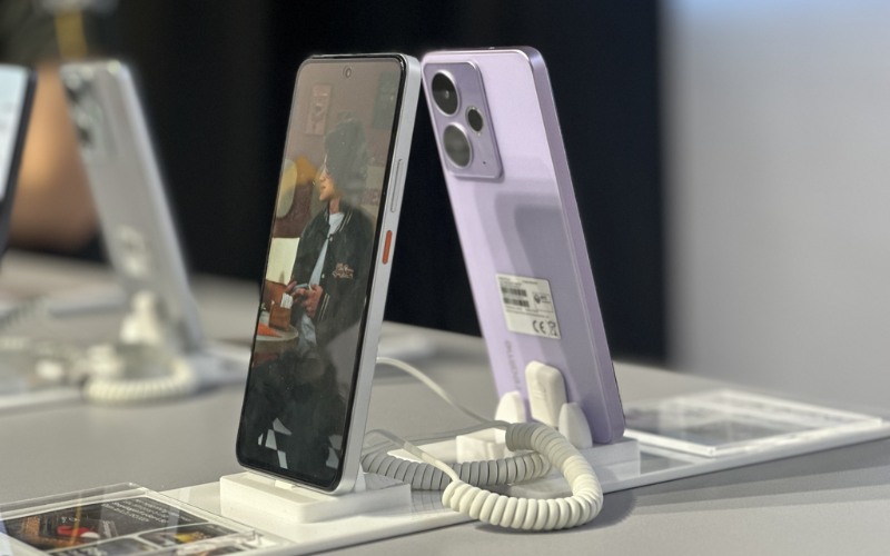 realme 14 5G (12GB | 256GB) realme 14 5G (12GB | 256GB)