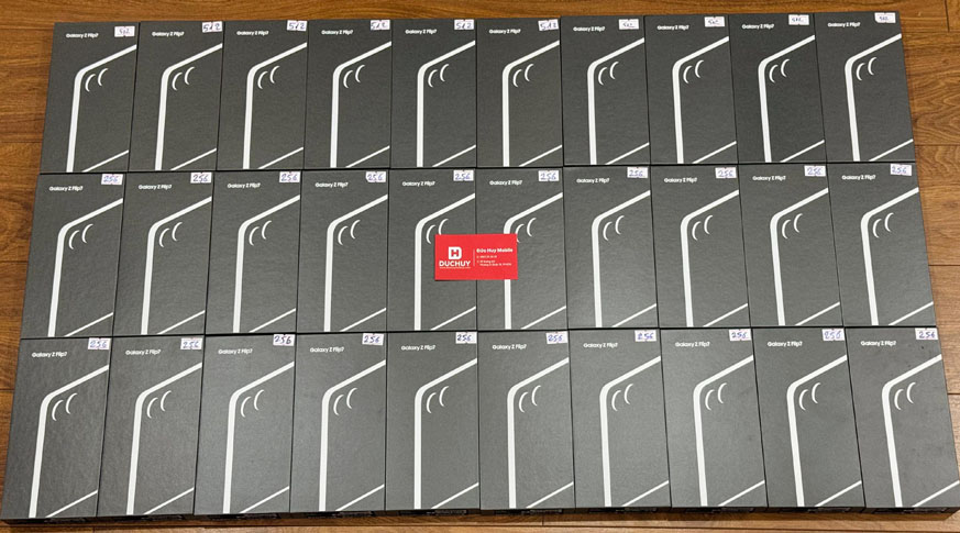 Samsung Galaxy Z Flip7 5G