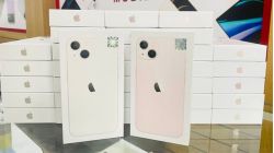 Khai xuân tưng bừng iPhone 13 chính hãng giảm đến 5.5 triệu Khai xuân tưng bừng iPhone 13 chính hãng giảm đến 5.5 triệu