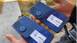 Trên tay vivo V50 màu Xanh Starry Blue cực đẹp, chip Snapdragon 7 Gen 3 mạnh mẽ Trên tay vivo V50 màu Xanh Starry Blue cực đẹp, chip Snapdragon 7 Gen 3 mạnh mẽ